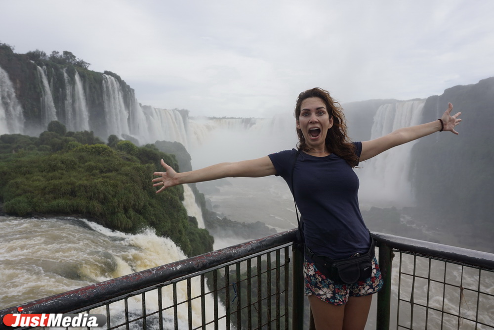 Путешественники Катя и Максим: «Важно, какая погода у вас в сердце». В Екатеринбурге -10 и небольшой снег. ФОТО, ВИДЕО - Фото 6