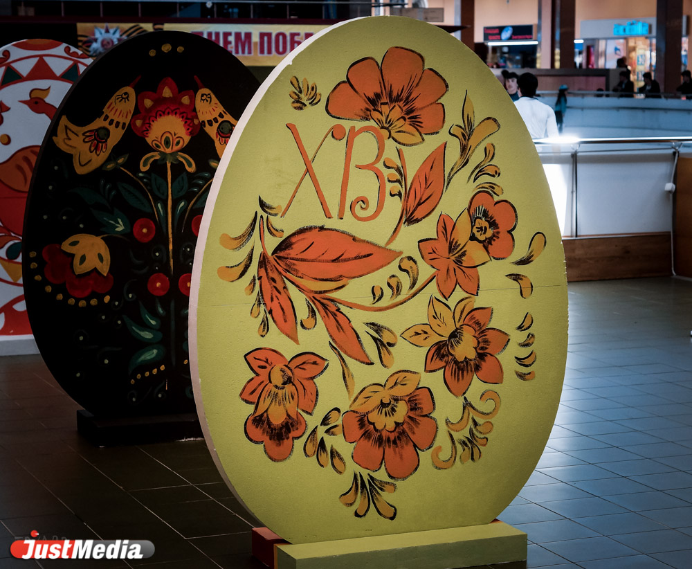 В Екатеринбурге кулинары испекли гигантский кулич - Фото 7