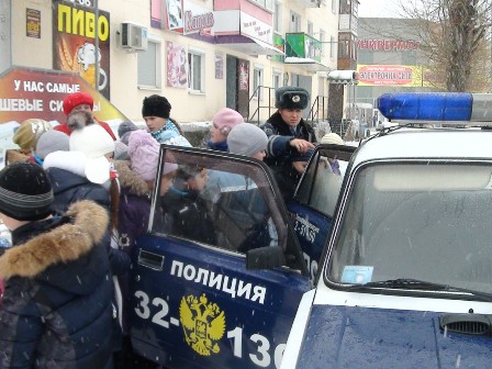 На Среднем Урале дети учили взрослых Правилам дорожного движения - Фото 9