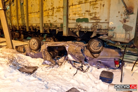 В Первоуральске тепловоз подмял легковушку. Пострадавших нет - Фото 3