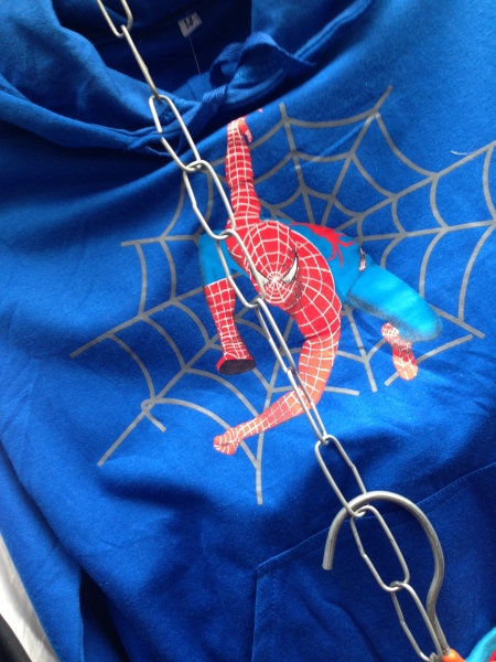 В Екатеринбурге полицейские изъяли партию контрафактной одежды известных брендов - Фото 2