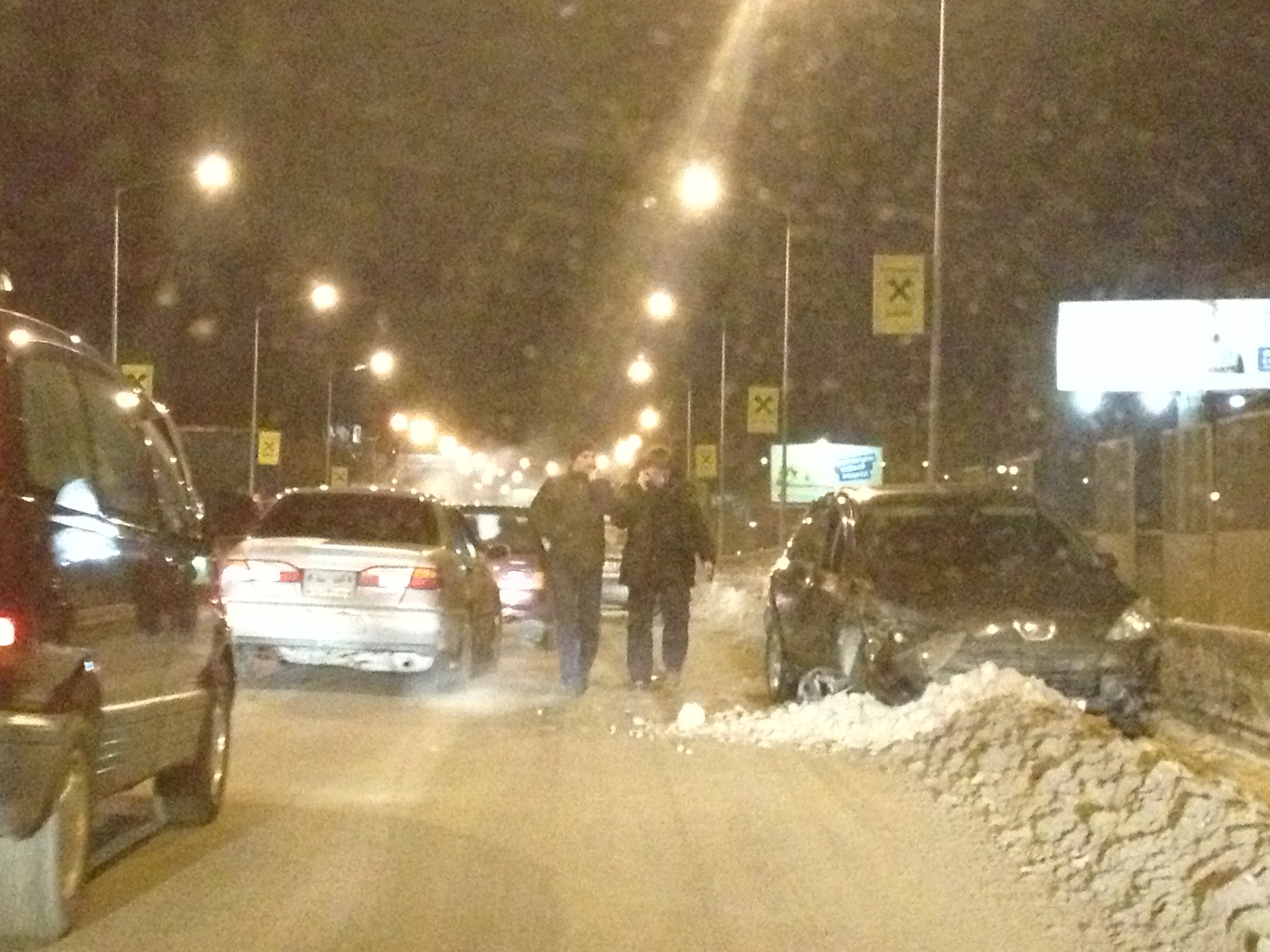 Страшное ДТП на Калиновском мосту: водитель Lada Priora разбил встречную машину всмятку - Фото 2