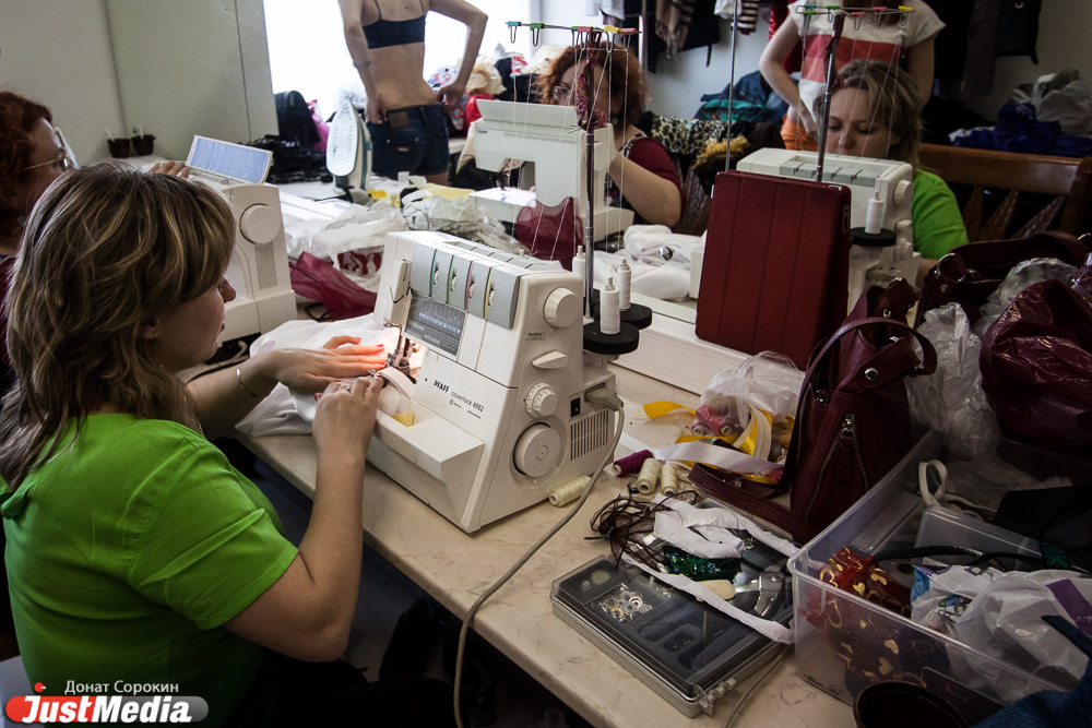 Екатеринбург увидел самый зажигательный «Выпускной» - Фото 3