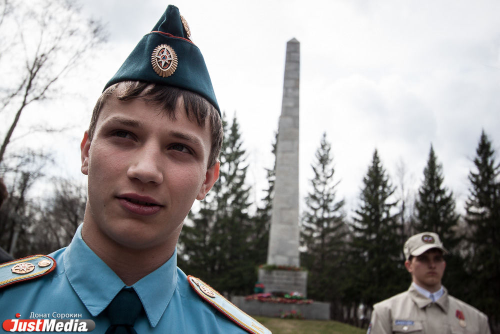  «Свою жизнь я посвящаю спасению человеческой жизни…». Кадеты и спасатели сегодня приняли присягу - Фото 4