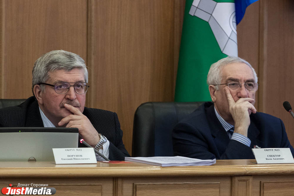 Город и область говорят на разных языках. Вместо советов и денег чиновники попросили минтранс почистить улицы - Фото 3