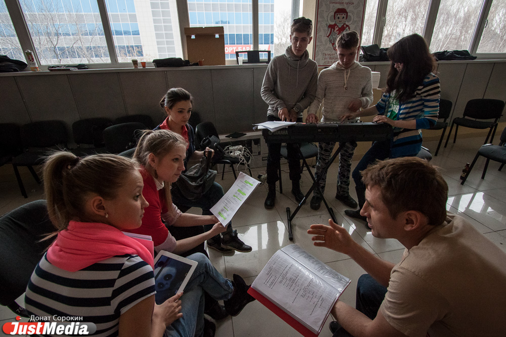 Покой им только снится: свердловская молодежь готовится к самому музыкальному «Выпускному» в своей жизни - Фото 3