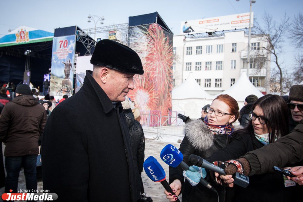 Удар ниже пояса. Силин толкнул предвыборную речь под окнами Высокинского - Фото 4