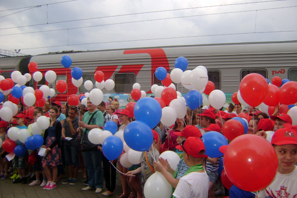 Пятьсот юных свердловчан отправились на Черноморское побережье на первом в этом году поезде «Здоровье»	 - Фото 3