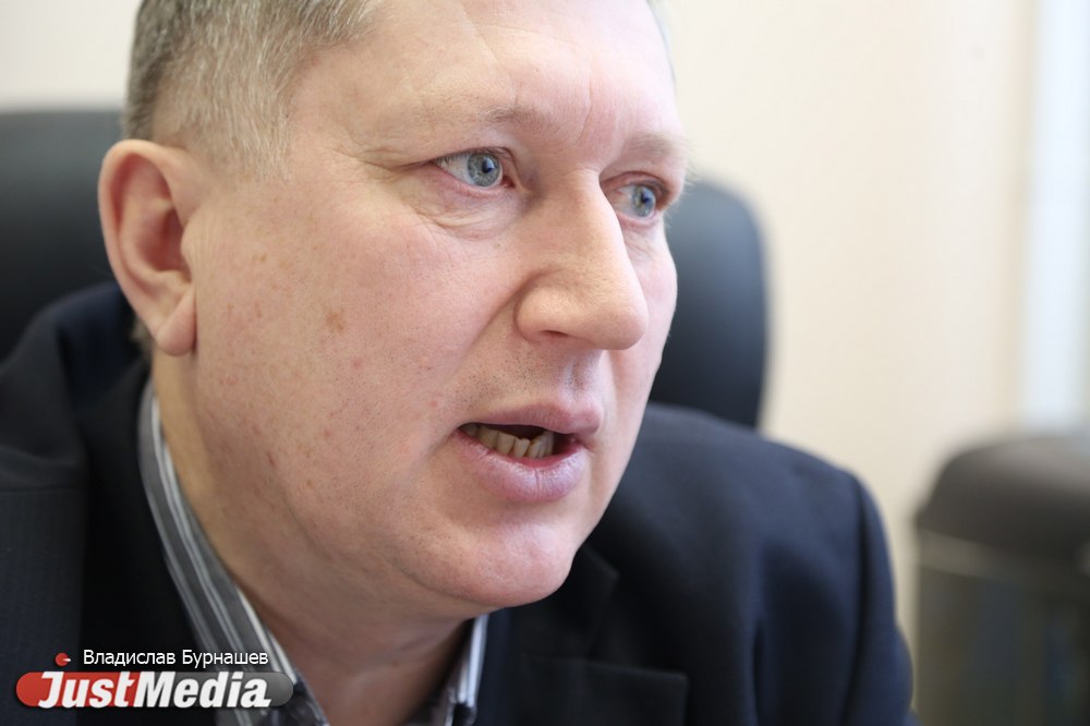 Сергей Яскевич о выделенных полосах: «Автомобилистам придется искать пути объезда некоторых улиц или пересаживаться в общественный транспорт» - Фото 3