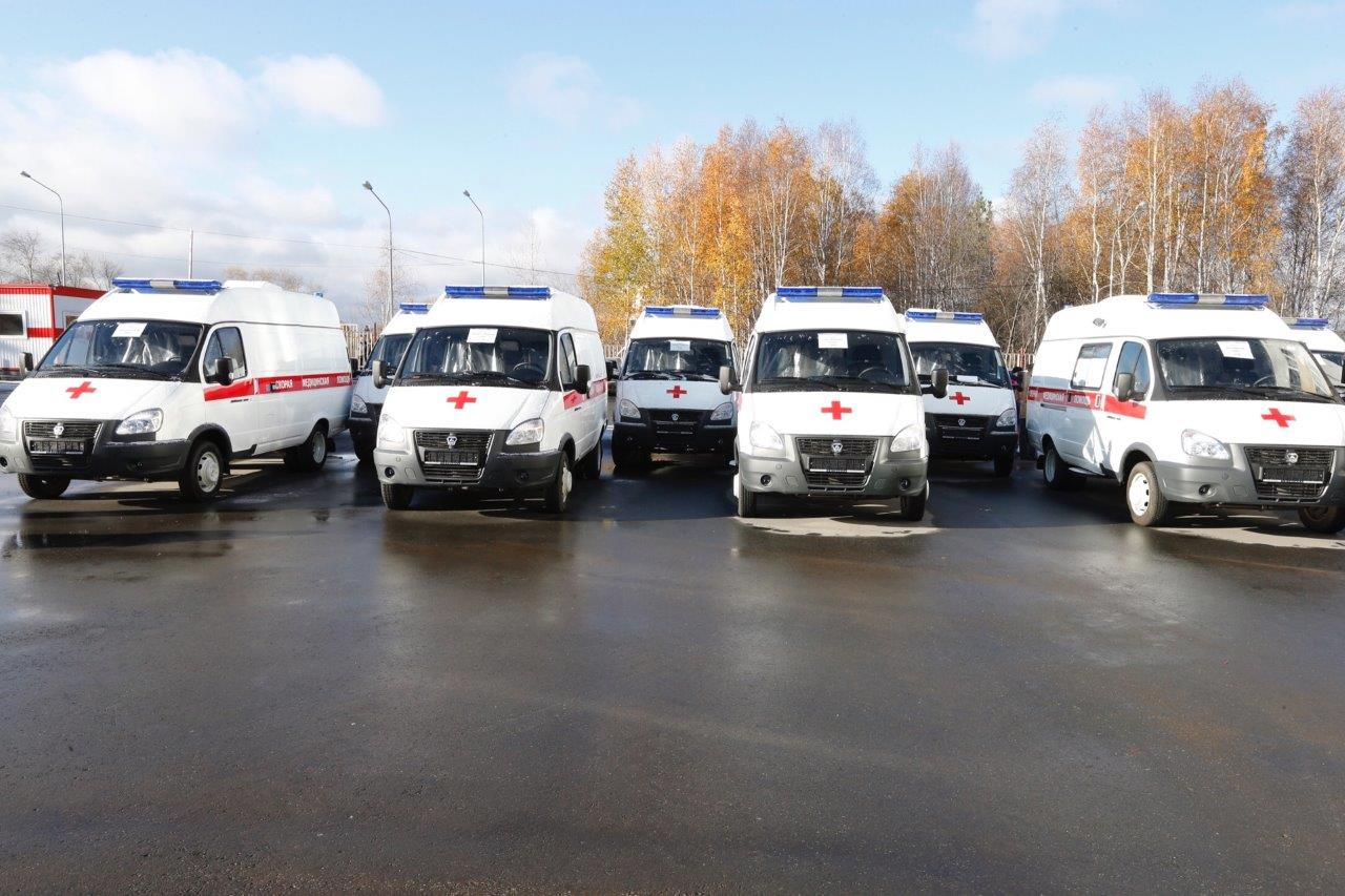 Центру медицины катастроф вручили реанимобиль для оказания экстренной помощи тяжело пострадавшим пациентам - Фото 2