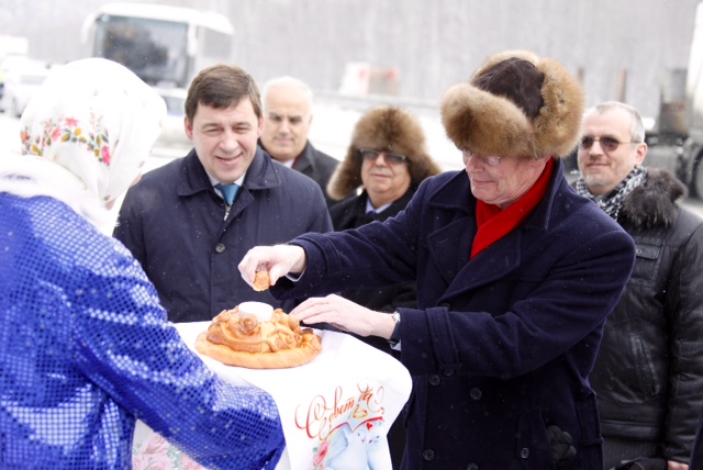 Инспекторы МБВ взглянули на будущий ЭКСПО-парк с высоты и перешли границу Европы—Азии - Фото 4