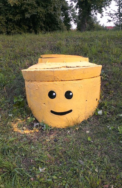 Неприглядные объекты Екатеринбурга стали мультяшными героями. На очереди - преображение старых авто - Фото 4