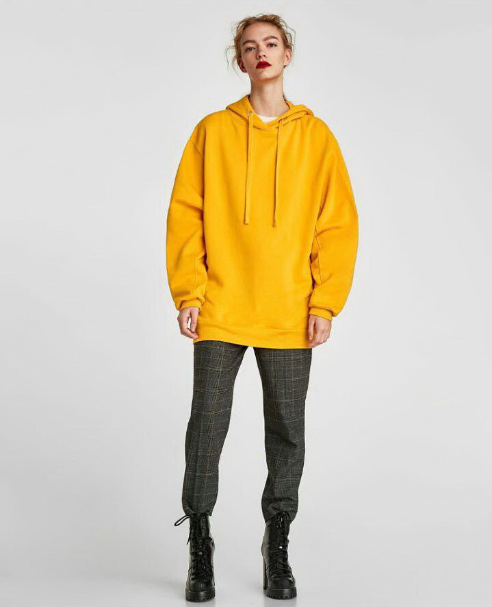 «Можно выбрать все тренды и составить конкуренцию елке». Собираем новогодний лук со стилистом и JustMedia.ru. СПЕЦПРОЕКТ - Фото 15