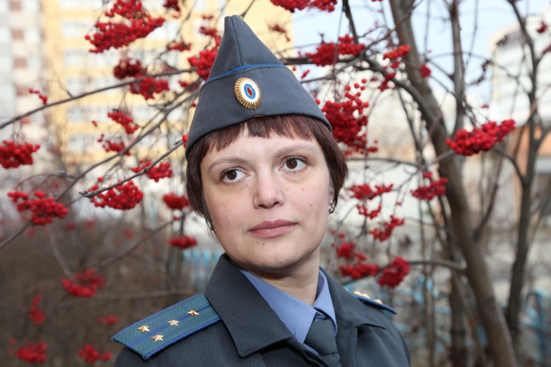 Мама полиция. Пукито Людмила Гелиевна. Людмила Пукито летчик. Мама милиционер. Мать Полицейская.