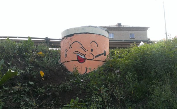 Неприглядные объекты Екатеринбурга стали мультяшными героями. На очереди - преображение старых авто - Фото 3