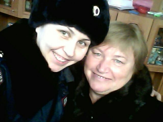 Свердловские полицейские сделали селфи со своими мамами - Фото 4