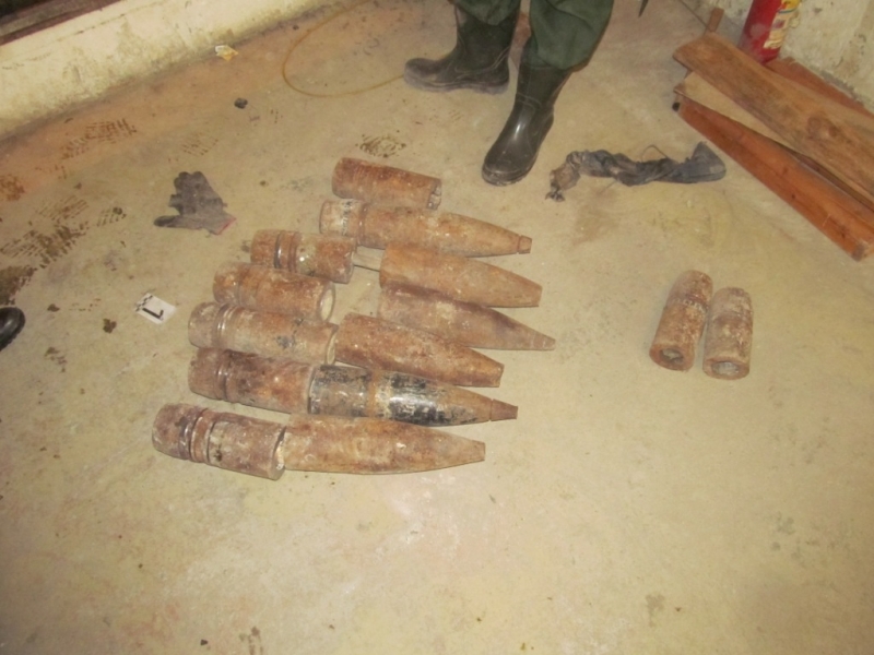 В Среднеуральске в подвале дома нашли 12 снарядов - Фото 3