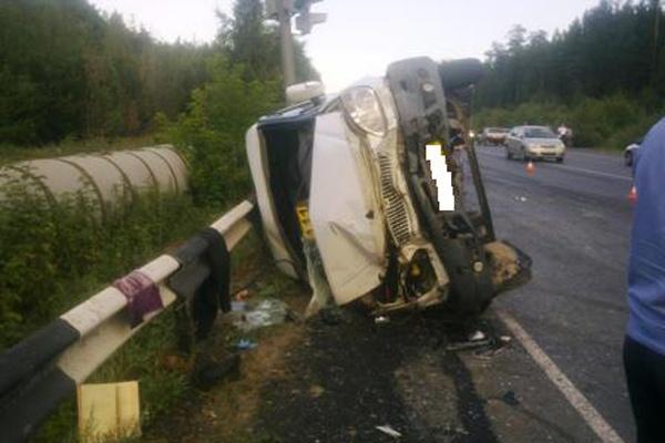 Количество раненых в ДТП под Верхней Пышмой увеличилось до 16 - Фото 1