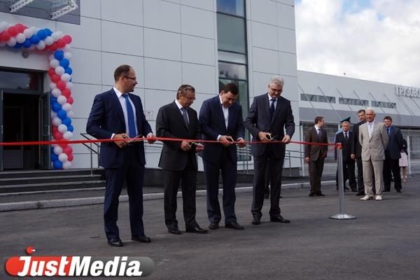 Евгений Куйвашев открыл в «Кольцово» грузовой терминал - Фото 1