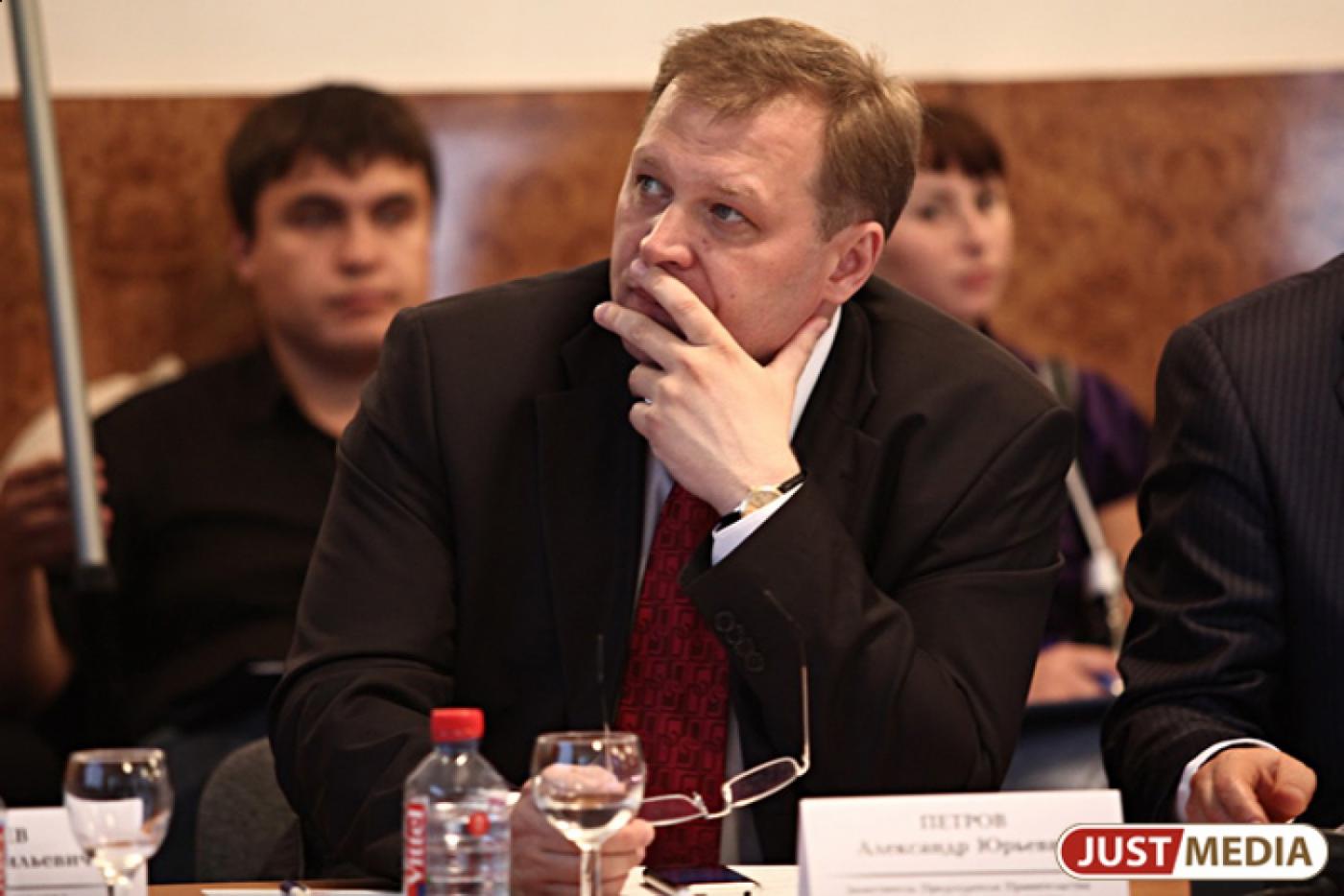 Областные власти призвали работников АМУРа воздержаться от акций протеста - Фото 1