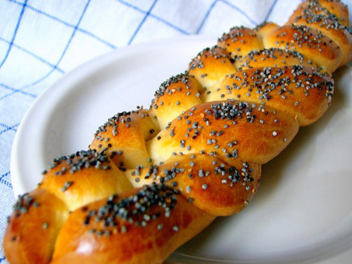 Специалисты по заплетанию булок в косы слетятся в Екатеринбург со всей области - Фото 1