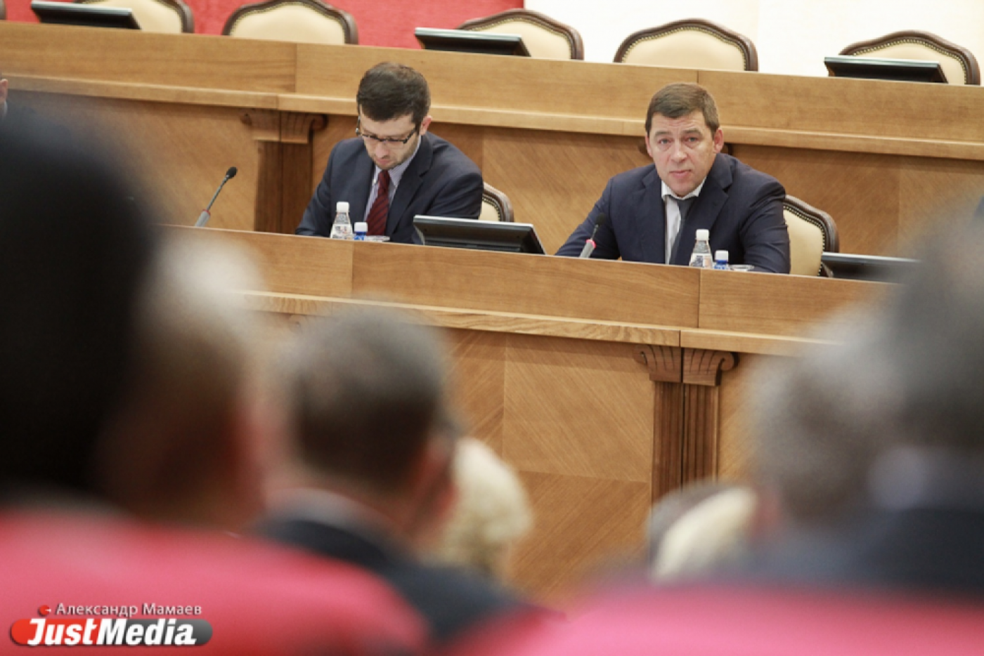 Куйвашев собирает большое совещание. Будут решать, что делать с проблемными заводами - Фото 1