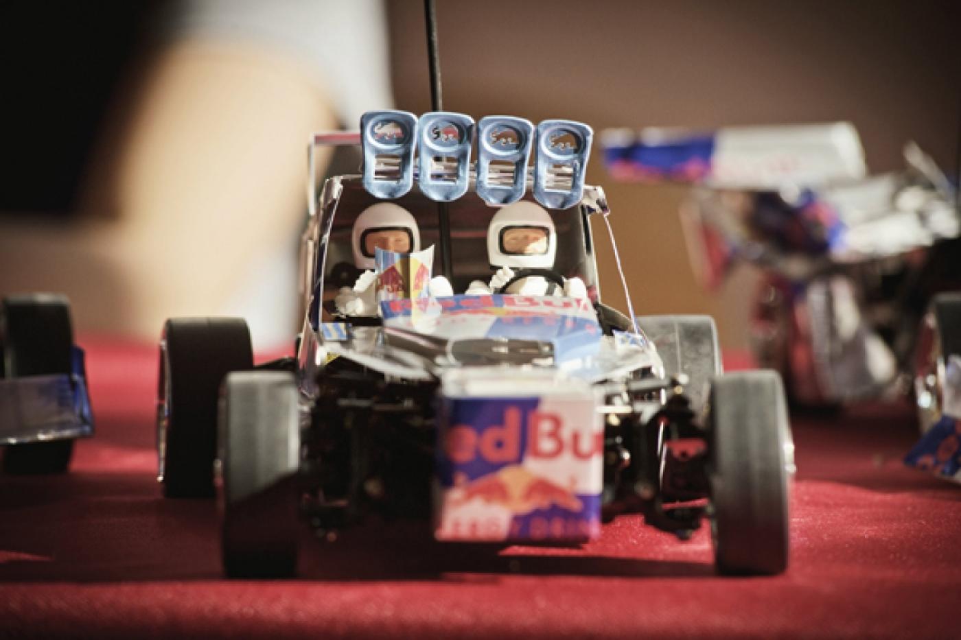 Студенты из Екатеринбурга могут попасть на чемпионат радиоуправляемых машин в Бразилию - Фото 1