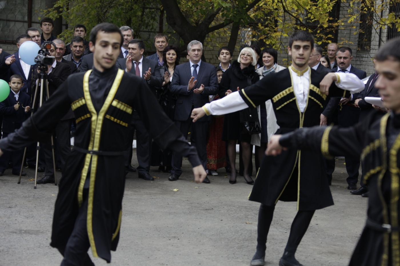 Прецедент. В екатеринбургской гимназии открылся азербайджанский класс - Фото 1
