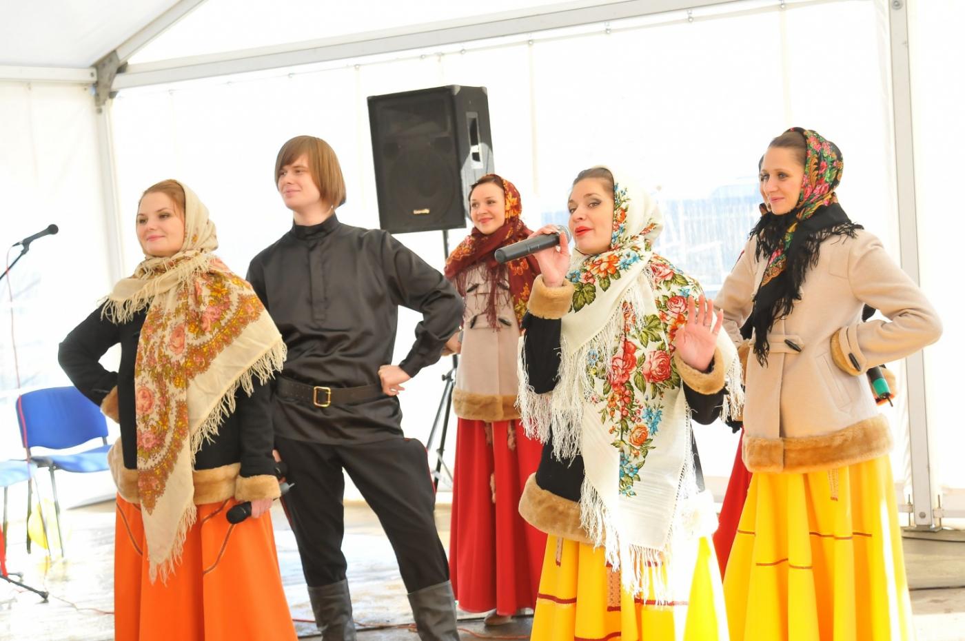 Хороводы с медведями и горячий чай. Екатеринбуржцам презентовали проект «Завидово» - Фото 1