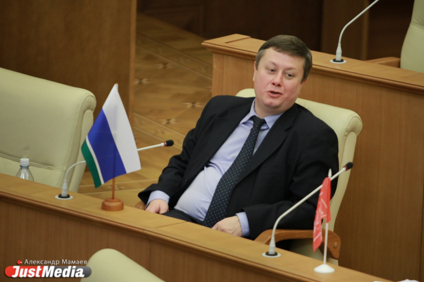 Оппозиционные фракции Заксобрания покинули зал заседаний. До срыва кворума не хватает двух человек - Фото 1