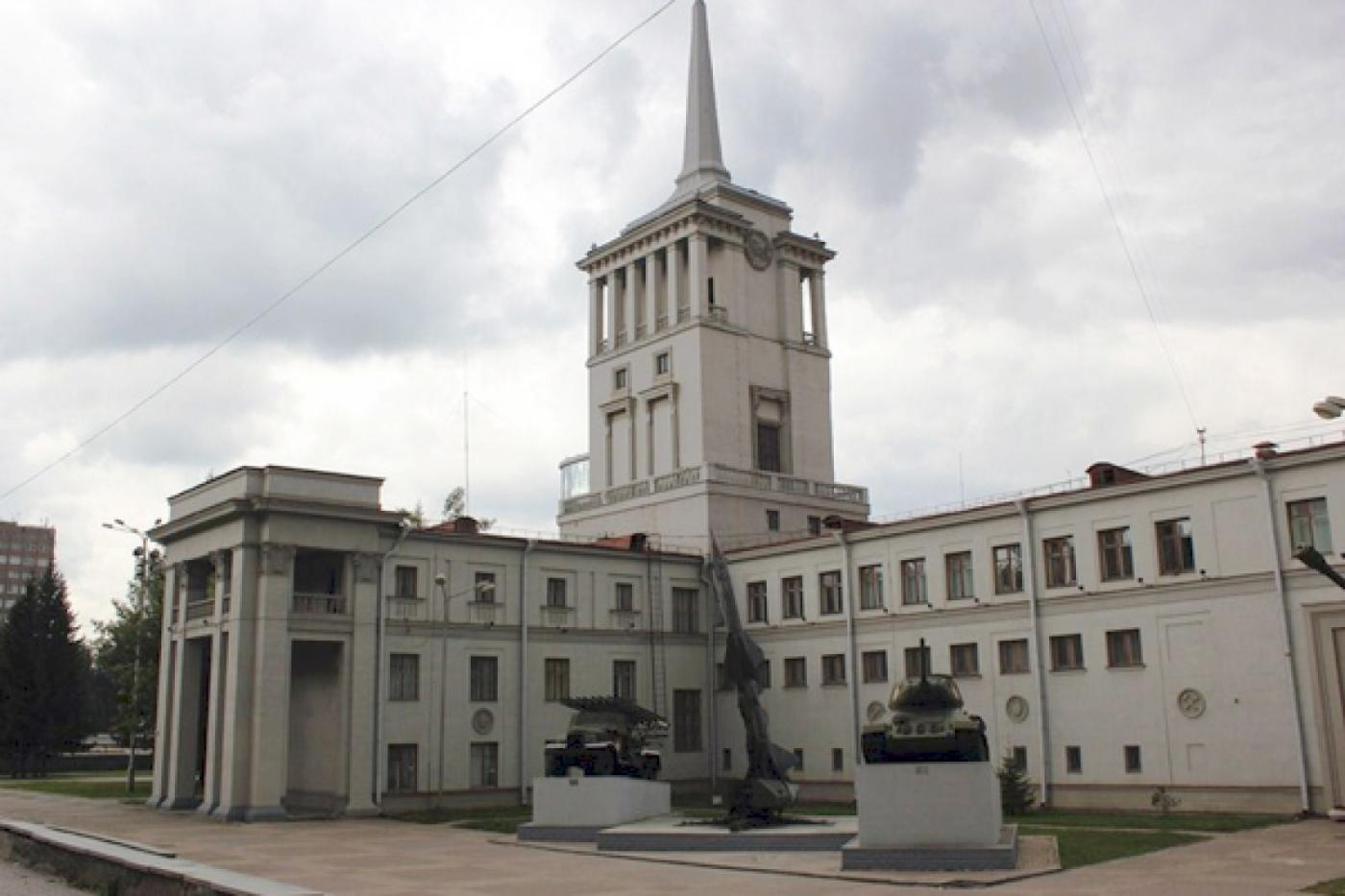 Лишь у одного арендатора площадей Дома офицеров есть охранное обязательство - Фото 1