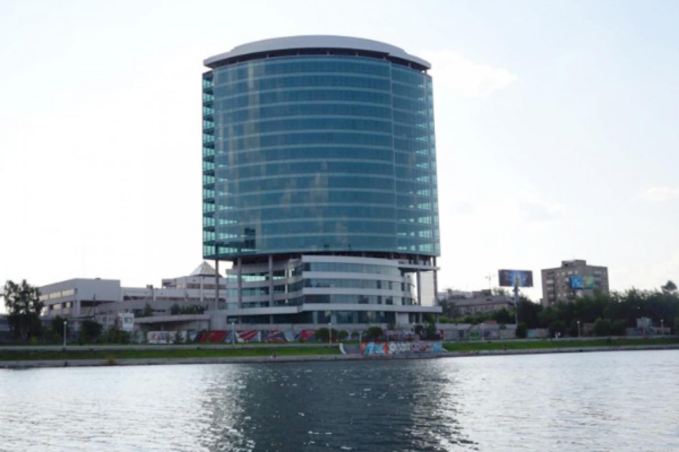 Самые неординарные здания Екатеринбурга поборются за звание лучших объектов недвижимости - Фото 1