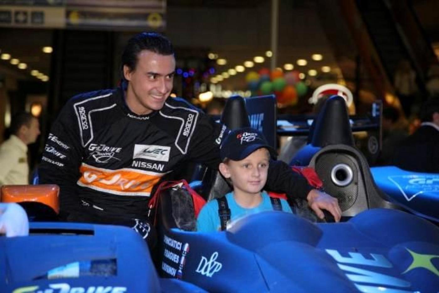 Ежегодная федеральная акция «Новогоднее чудо» стартует на АЗС «Газпромнефть» - Фото 1