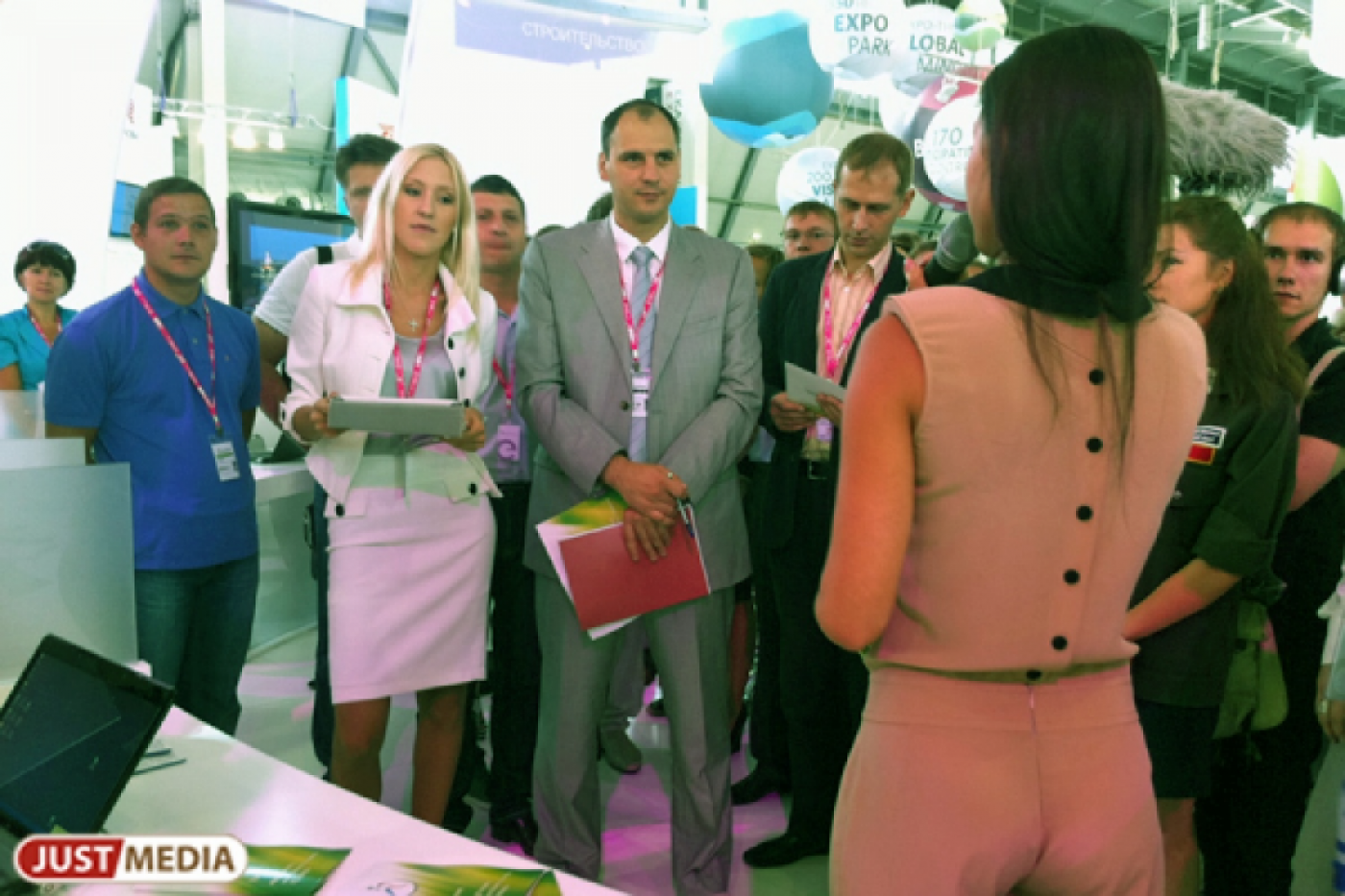 Детский сад! Участницы областного молодежного правительства устроили склоку за место председателя - Фото 1