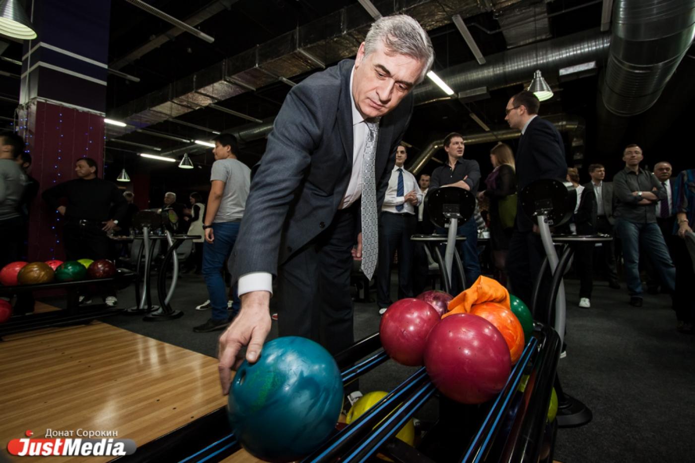 Дипломаты разыграли «Рождественскую кеглю» - Фото 1