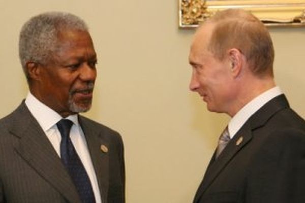 Сегодня в Москве Путин обсудит ситуацию в Сирии со спецпосланником ООН Кофи Аннаном - Фото 1