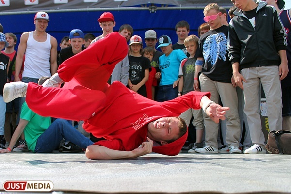 «Танцы по «Гринвичу». В Екатеринбурге пройдет танцевальный флешмоб - Фото 1