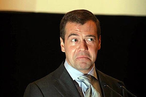 Медведев спокойно относится к делу Pussy Riot - Фото 1