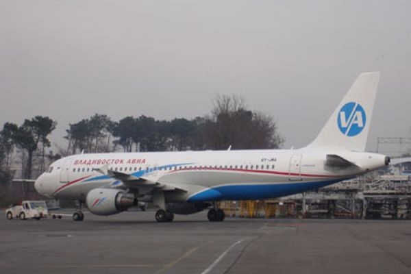 Начата проверка по факту аварийной посадки самолета А-320 в аэропорту Хабаровска - Фото 1