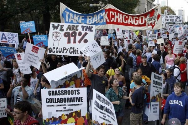 На улицы Чикаго вышли около 30 тысяч учителей - Фото 1