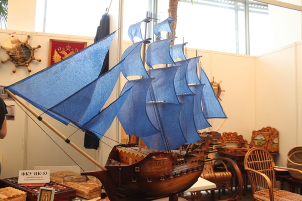 Сувениры из колонии: в Екатеринбурге открылась II ежегодная выставка-ярмарка продукции учреждений ГУФСИН - Фото 1