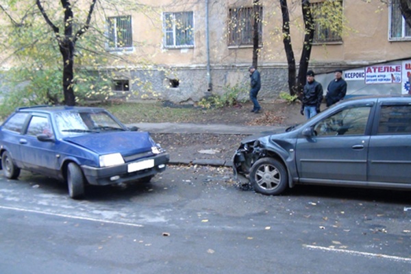 В конце прошлой недели в Екатеринбурге в ДТП пострадали двое детей - Фото 1