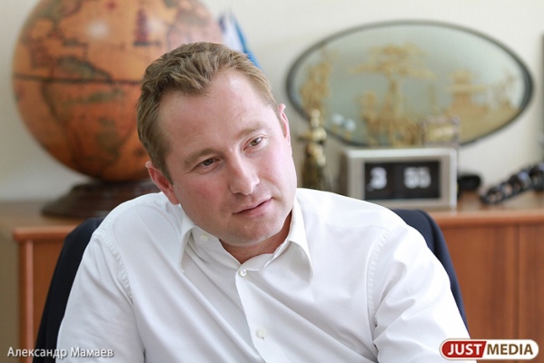 8 октября — «урожайный» день на бывших уральских политиков. Кроме Росселя, именинники Максимов и Брозовский - Фото 1