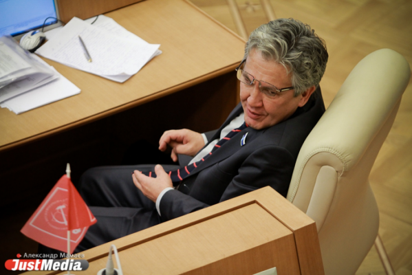 Спокойной ночи, Заксобрание! Депутаты провели 'марафонское' заседание длиной 14 часов - Фото 1