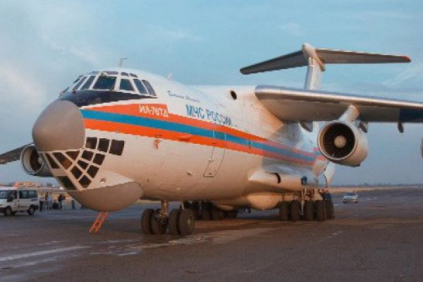 Из-за неполадок с двигателем самолет вернулся в Красноярск - Фото 1