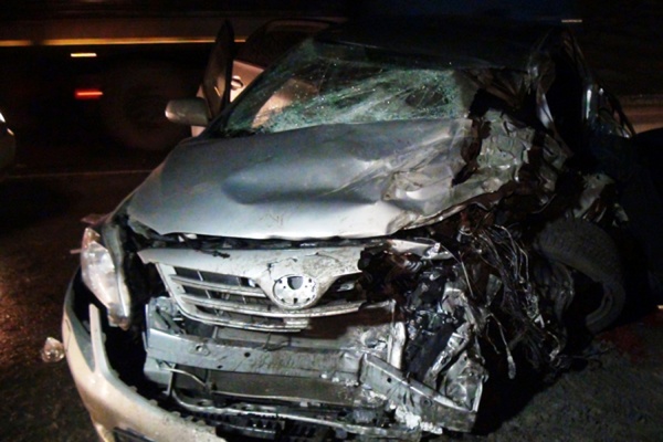 На ЕКАДе в столкновении грузовика и легковушки погиб водитель - Фото 1