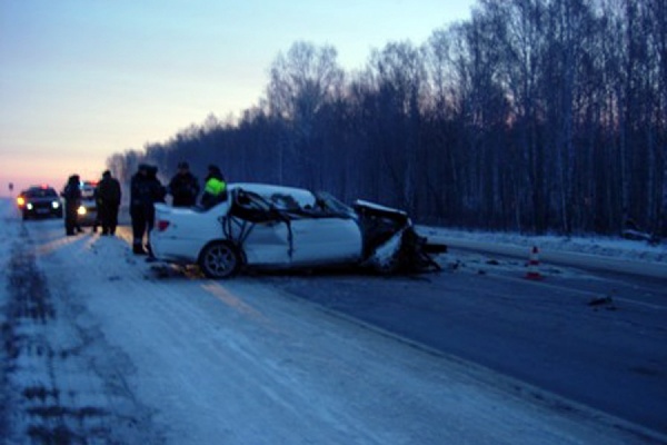 В Верхней Пышме, врезавшись в «Мерседес», погиб водитель «Тойоты» - Фото 1