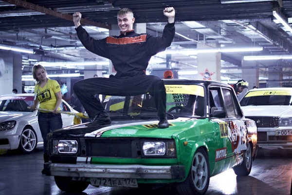 Уральские спортсмены выиграли международный Кубок по дрифту - Фото 1