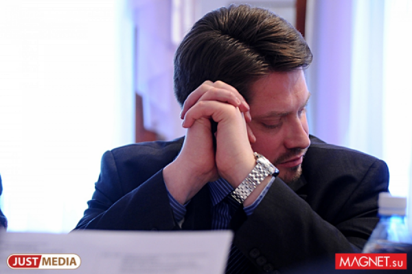 Куйвашев намекнул о причинах отставки министров: «Федорову – 61 год, а к Бадаеву были большие претензии» - Фото 1