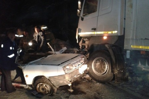 Еще один пострадавший в утреннем ДТП на автодороге Екатеринбург—Реж—Алапаевск скончался в больнице - Фото 1